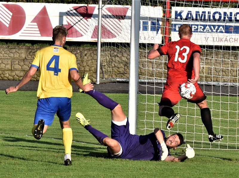 MFK Dobříš – FC Písek 0:2 (0:1).