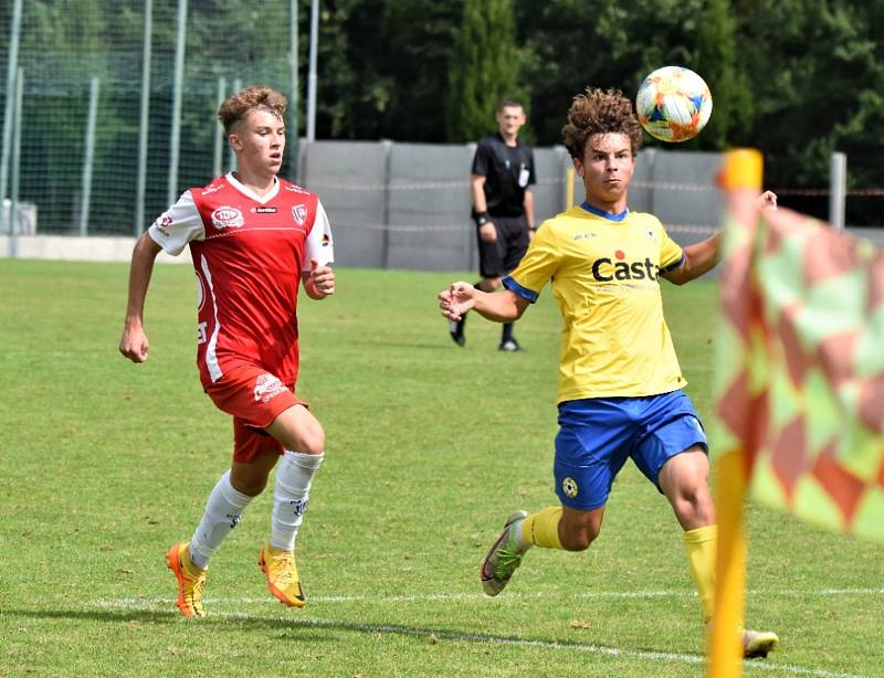 Česká liga dorostu: FC Písek - FK Pardubice B 0:2 (0:1).