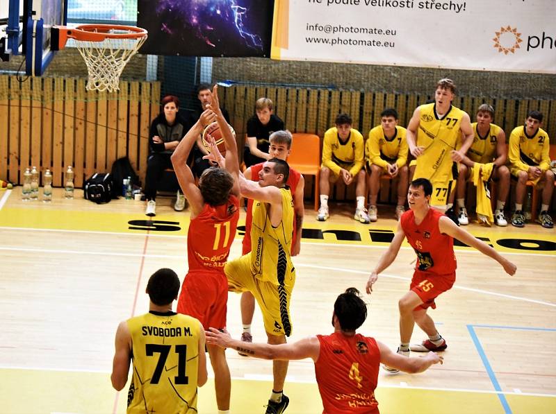 Basketbalová 1. liga: Sršni Photomate Písek – GBA Lions Jindřichův Hradec 81:84 (22:19, 48:31, 61:63).