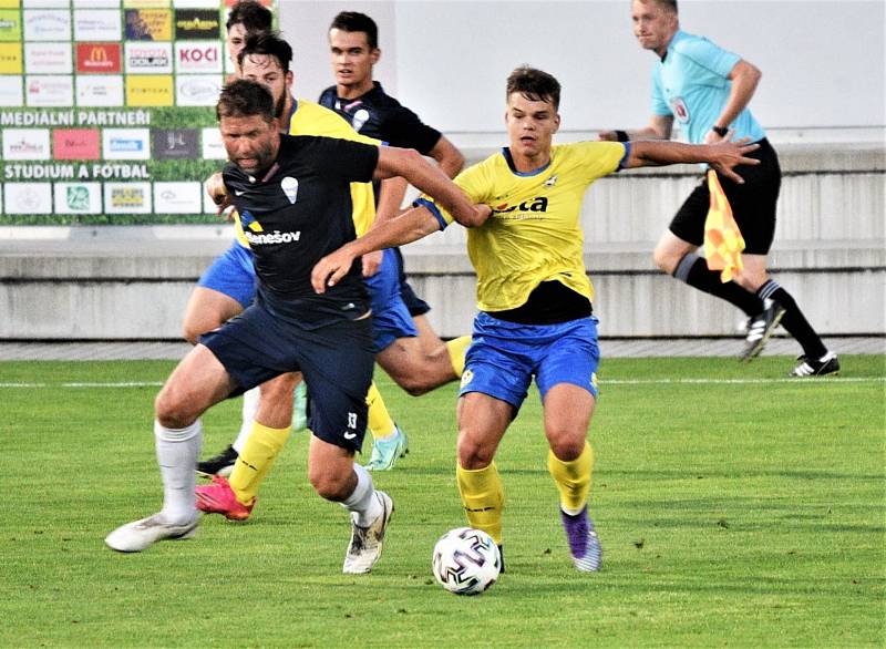 Na podzim Písečtí porazili doma Benešov 4:1 (na snímku), nyní vyhráli v Benešově 1:0.