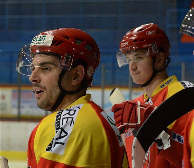 RADOMYŠL PORAZILA HLUBOKOU 7:2. Hokejisté Sokola ve 3. kole krajské ligy Rytíře skolili zásluhou sedmi rozdílných střelců.