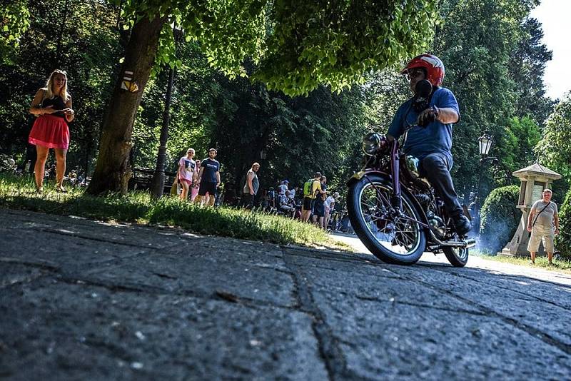 XXI. písecká jízda historických vozidel aneb k duši Prácheňského kraje.