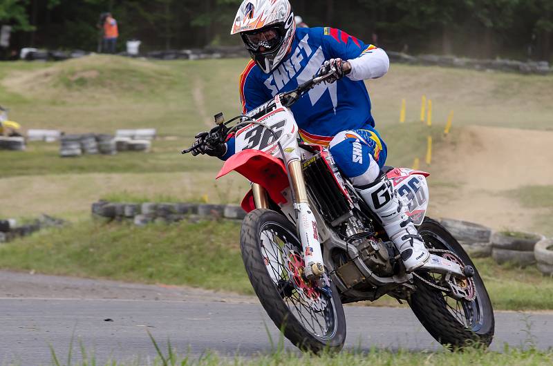 Závody seriálu Supermoto MMČR 2018 v Písku.