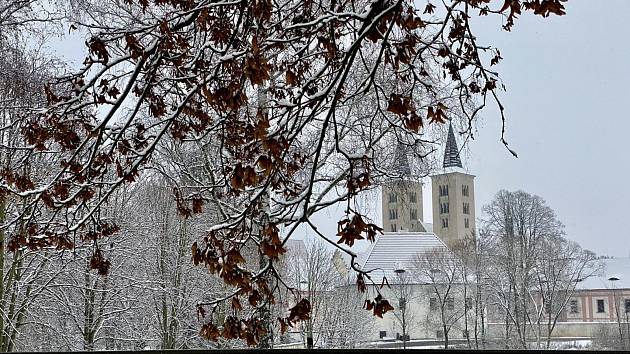 Sněhová nadílka 1. prosince v Milevsku.