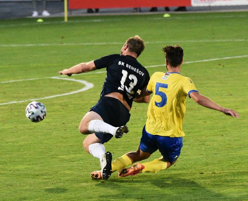 Fortuna ČFL: FC Písek - SK Benešov 4:1 (0:1).