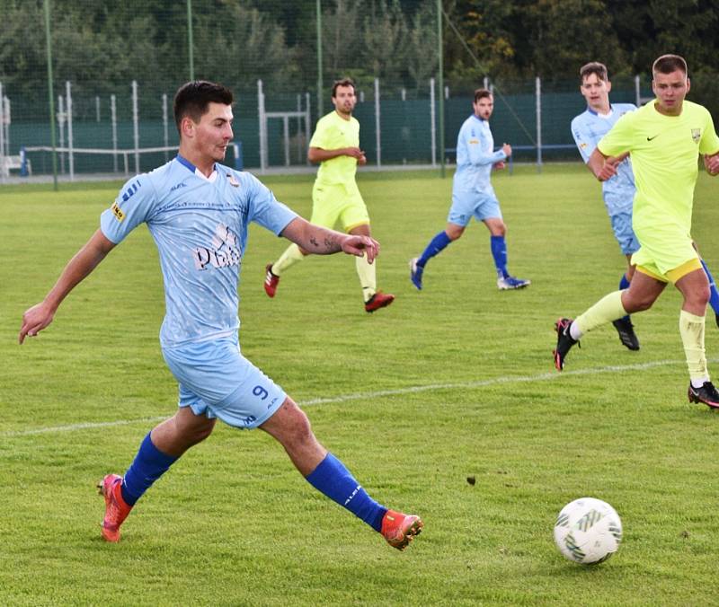 Fotbalový krajský přebor: Protivín - Osek 1:3.