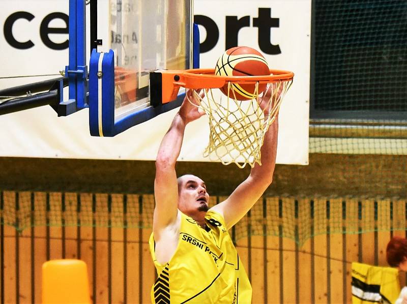 Čtvrtfinále play off 1. ligy basketbalistů: Sršni Photomate Písek - Lokomotiva Plzeň 93:54 (58:22).