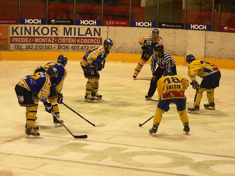 IHC Komterm Písek vyhrál nad Jindřichovým Hradcem 5:0 a postoupil do kvalifikace o 1. ligu.