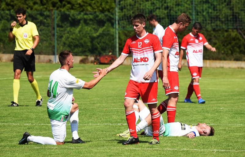 Fotbalová I.A třída: Semice - Roudné 2:3 (0:0).