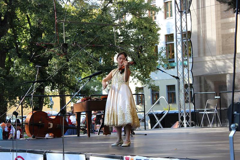 XXIV. Mezinárodní folklorní festival je v plném proudu.