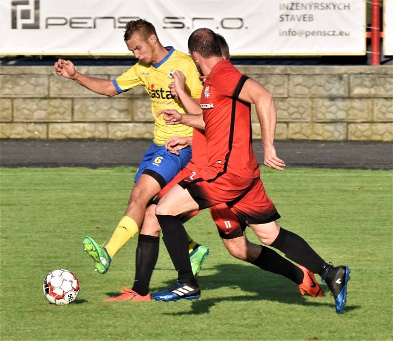 MFK Dobříš – FC Písek 0:2 (0:1).