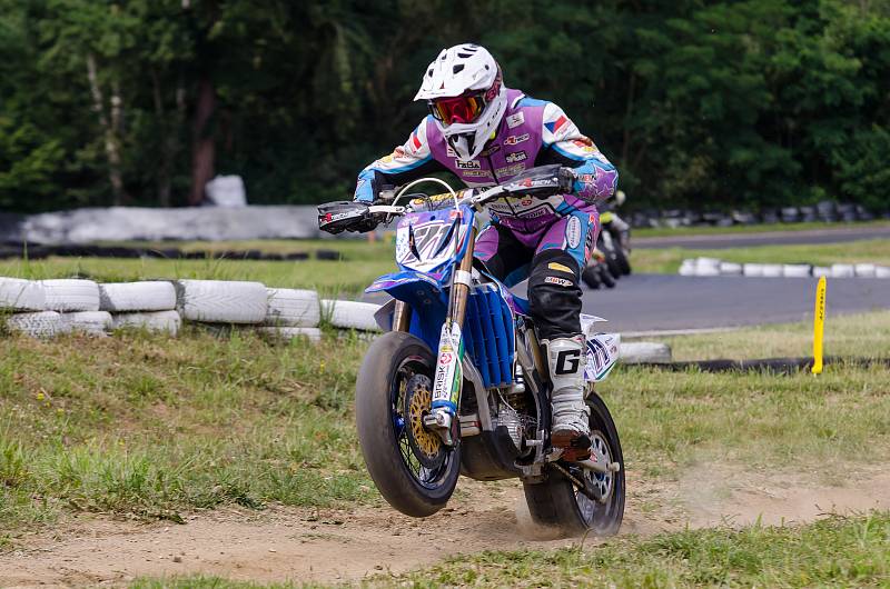 Závody seriálu Supermoto MMČR 2018 v Písku.