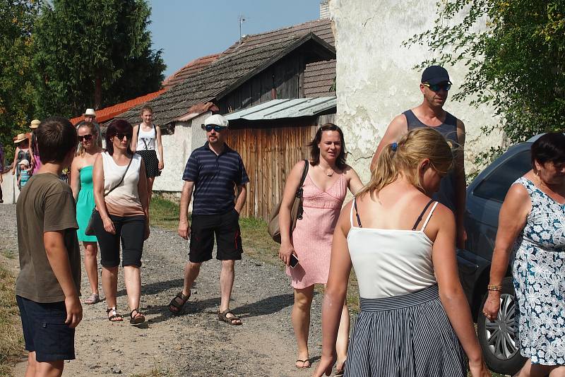 Divadelní dílny v Bořicích zakončilo představení Žíznivá zahrada.