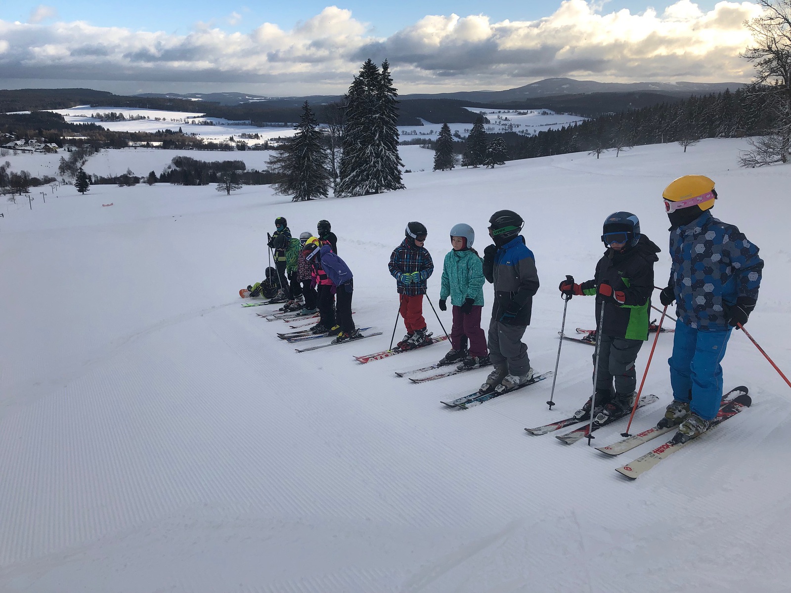 Žáci ze ZŠ Cesta si užili lyžařský kurz - Písecký deník