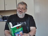 PÍSECKÝ  spisovatel Ladislav Beran s novou knihou povídek nazvanou I staré dámy umí vraždit. 