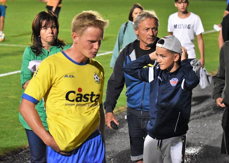 ČFL: FC Písek - FK Zbuzany 2:2 (0:1).