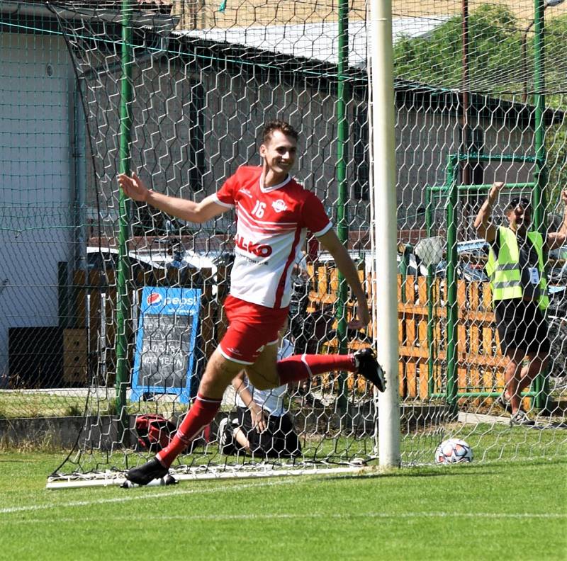 Fotbalová I.A třída: Semice - Roudné 2:3 (0:0).