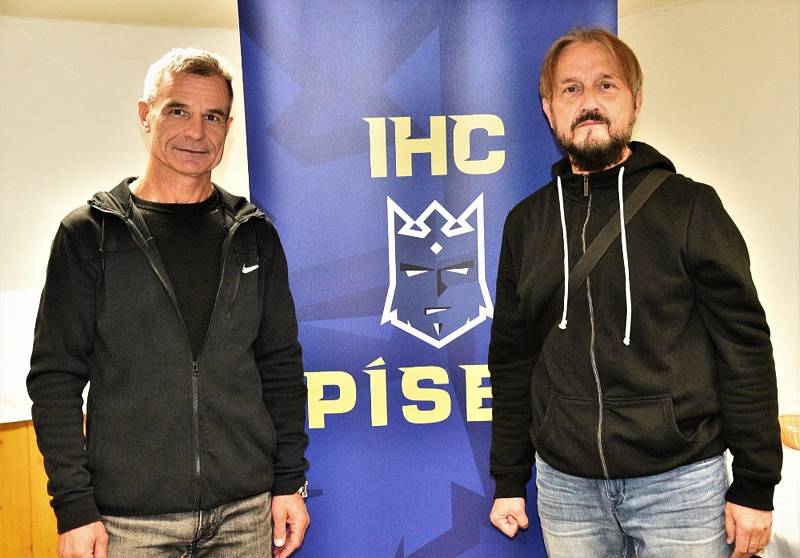 II. hokejová liga: IHC Králové Písek - HC Příbram 7:2.