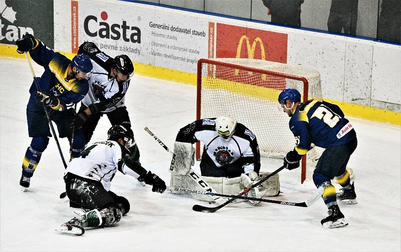 Přípravný hokej: IHC Králové Písek - HC Příbram 4:3.