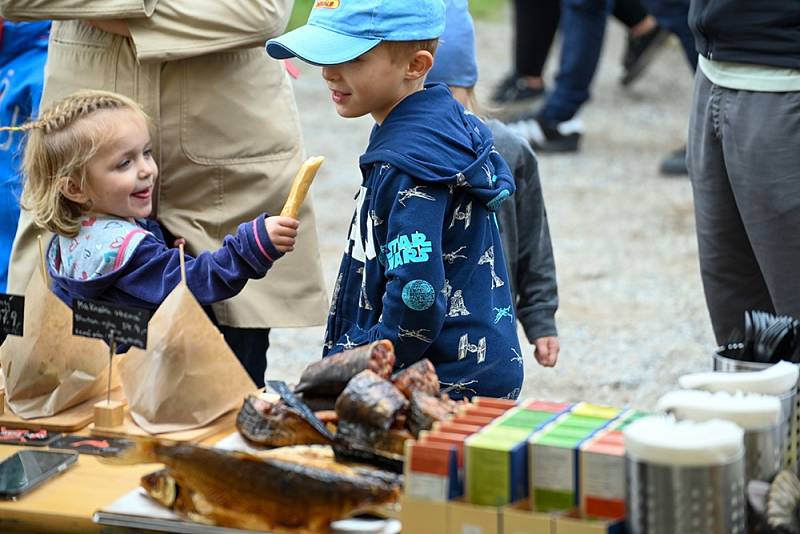 Čížovský oktoberfest byl dobrého jídla a pití.