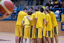 Prvoligoví basketbalisté Písku.