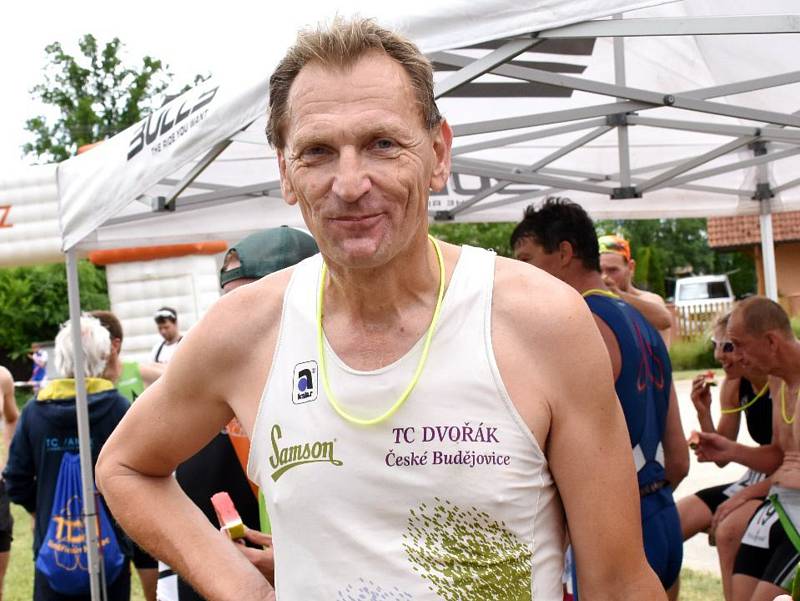 Vítězem Tálínského triatlonu se stal Jan Hradecký z Příbrami
