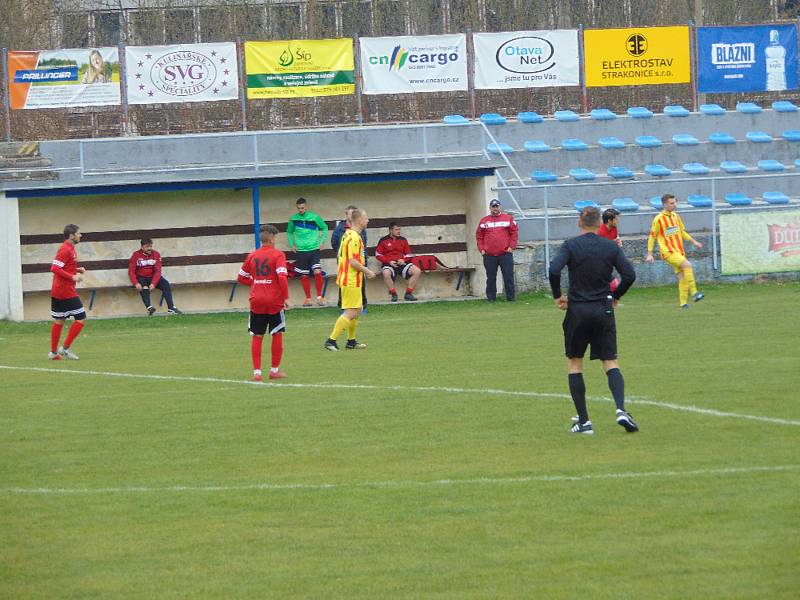 Fotbalová I.A třída: Junior Strakonice - Větřní 2:0.