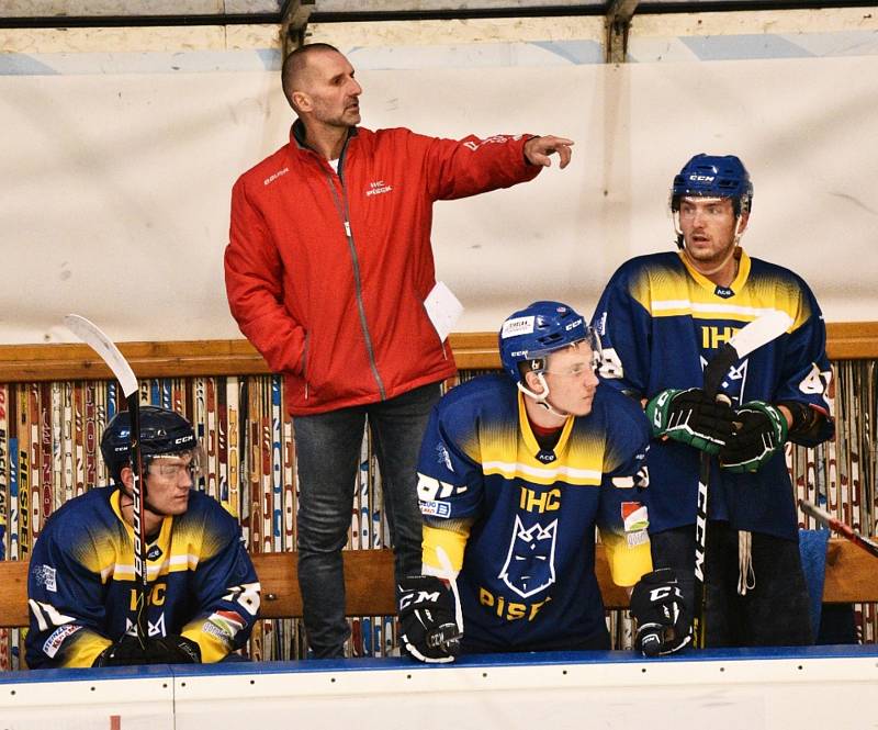 II. hokejová liga: IHC Králové Písek - HC Příbram 7:2.