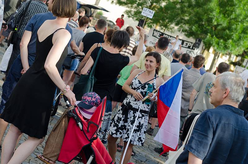 V Písku se demonstruje proti Andreji Babišovi.