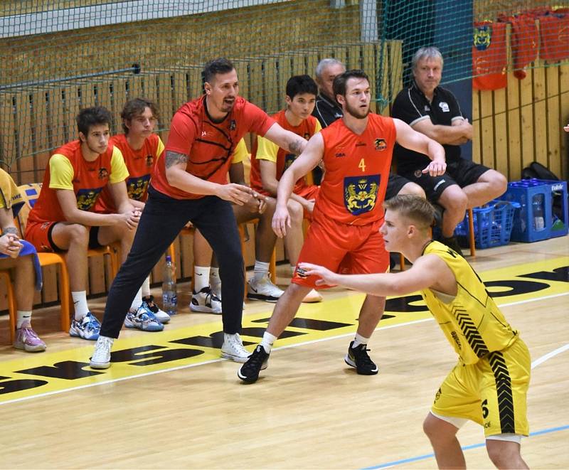 Basketbalová 1. liga: Sršni Photomate Písek – GBA Lions Jindřichův Hradec 81:84 (22:19, 48:31, 61:63).