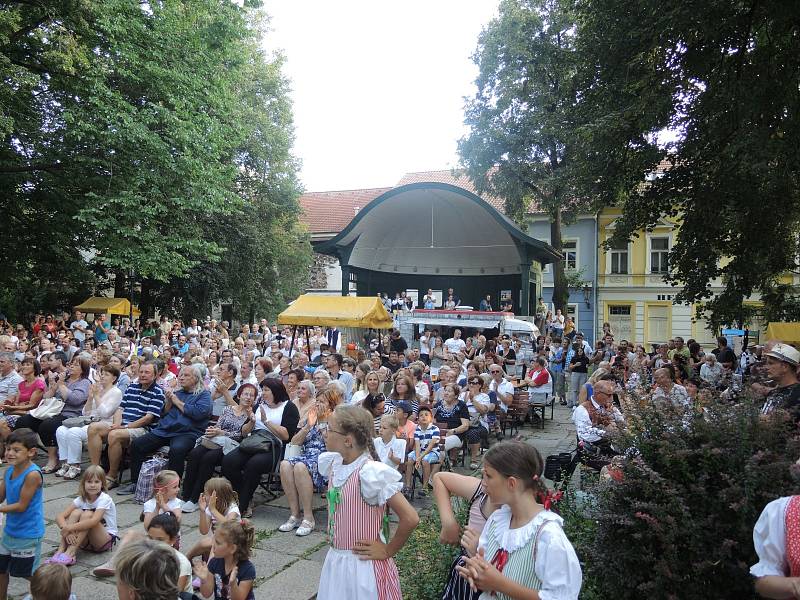 Folklorní festival Písek.