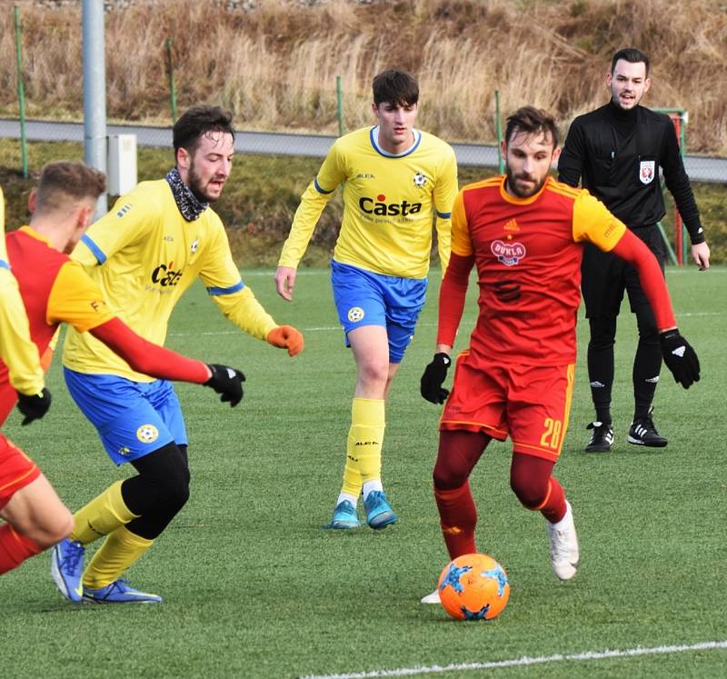 Přípravný fotbal: FC Písek - Dukla Praha 0:4 (0:1).