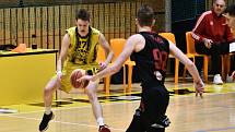 Český pohár basketbalistů: Sokol Sršni Písek - ERA Basketbal Nymburk 67:109.