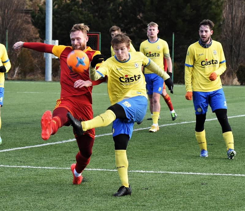 Přípravný fotbal: FC Písek - Dukla Praha 0:4 (0:1).