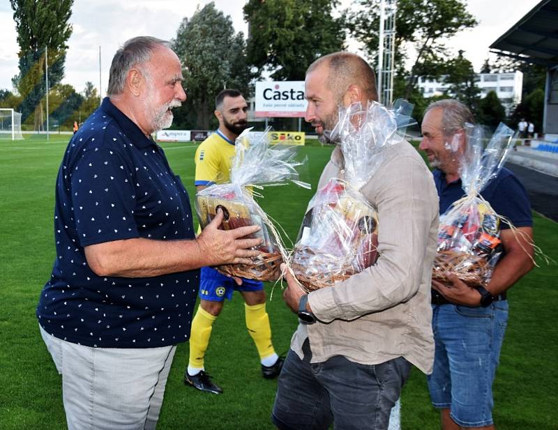 ČFL: FC Písek - FK Zbuzany 2:2 (0:1).