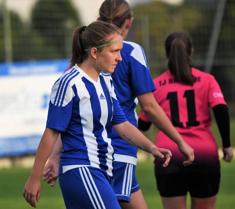 Fotbalová divize žen: TJ Hradiště - Jiskra Domažlice 4:1 (2:1).