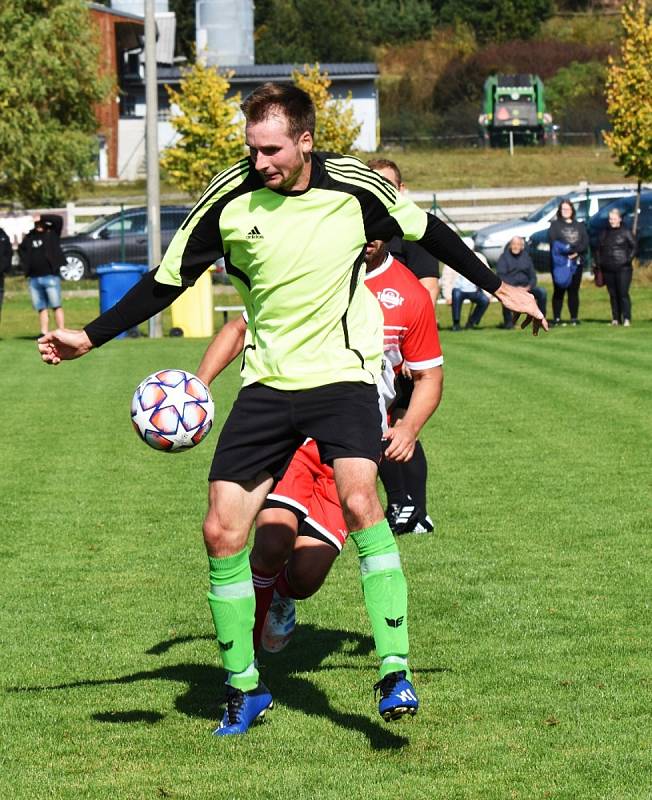 Fotbalová A třída: Semice - Strunkovice 4:0 (3:0).