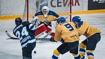 Písečtí hokejisté v třetím kole II. ligy podlehli na domácím ledě nováčkovi z Kralup nad Vltavou 2:3.