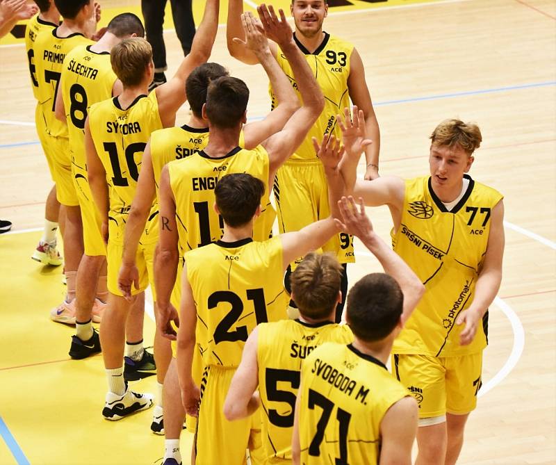 Basketbalová 1. liga: Sršni Photomate Písek – GBA Lions Jindřichův Hradec 81:84 (22:19, 48:31, 61:63).