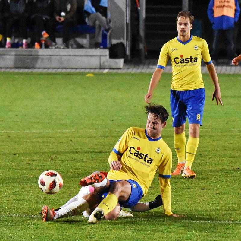 FC Písek – SK Slavia Praha 1:0 (1:0).