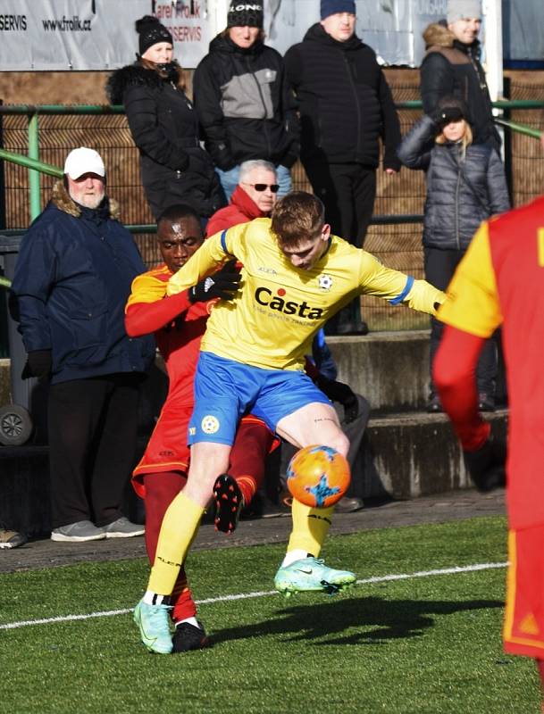 Přípravný fotbal: FC Písek - Dukla Praha 0:4 (0:1).