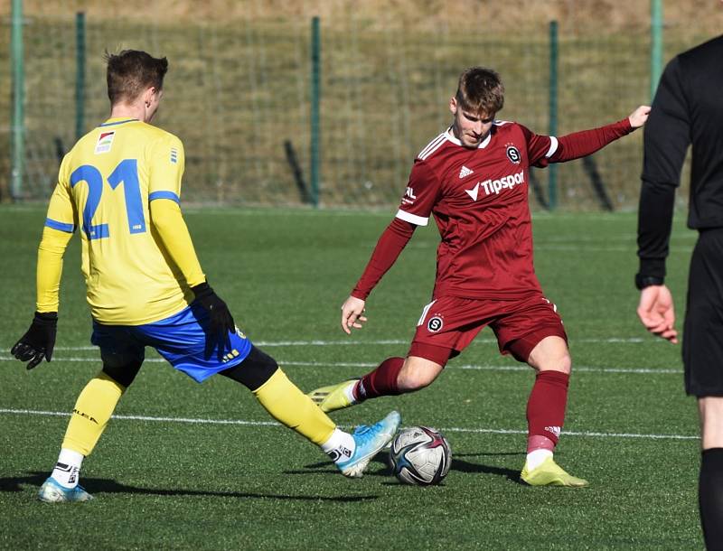 Přípravný fotbal: FC Písek - AC Sparta Praha B 2:1 (2:1). Foto: Jan Škrle