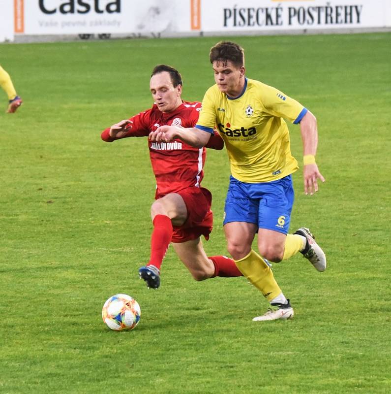 ČFL: FC Písek - Králův Dvůr 2:1 (1:1).