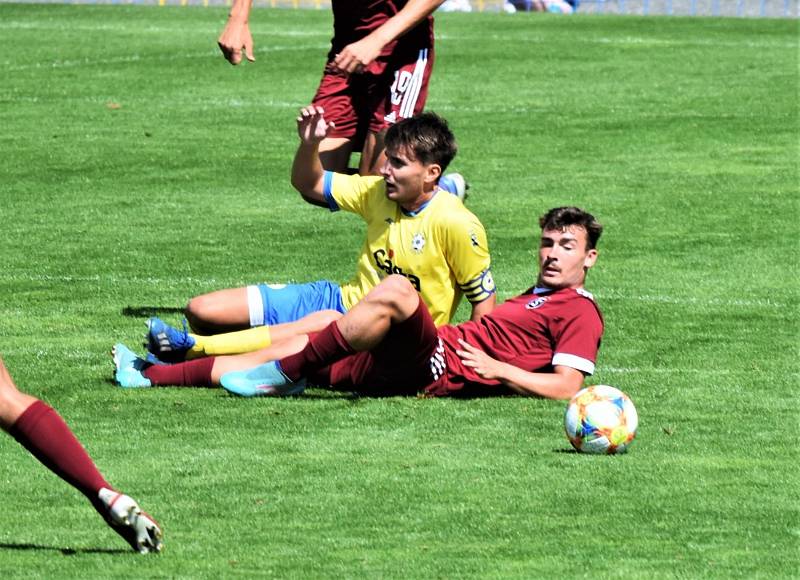 Fotbalová příprava: FC Písek - Sparta Praha B 1:3 (1:2).