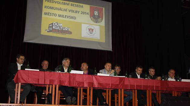Předvolební debata lídrů stran a hnutí v Milevsku.