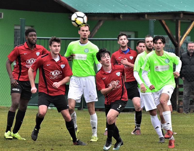 Fotbalisté Čížové porazili v divizi béčko Táborska 5:1.