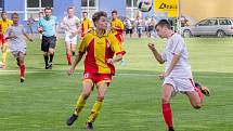 Utkání ČDŽ U 15 A mezi Pískem a celkem Tempo Praha (2:1)