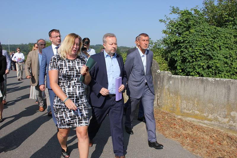 Premiér Andrej Babiš navštívil Heřmaň na Písecku.