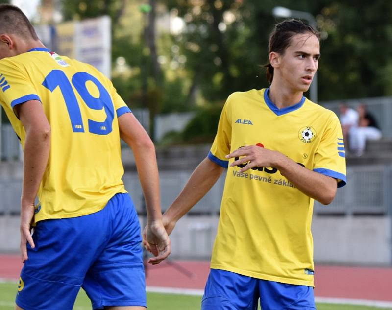 Česká liga dorostu U19: FC Písek - FC Silon Táborsko 2:2 (2:1).