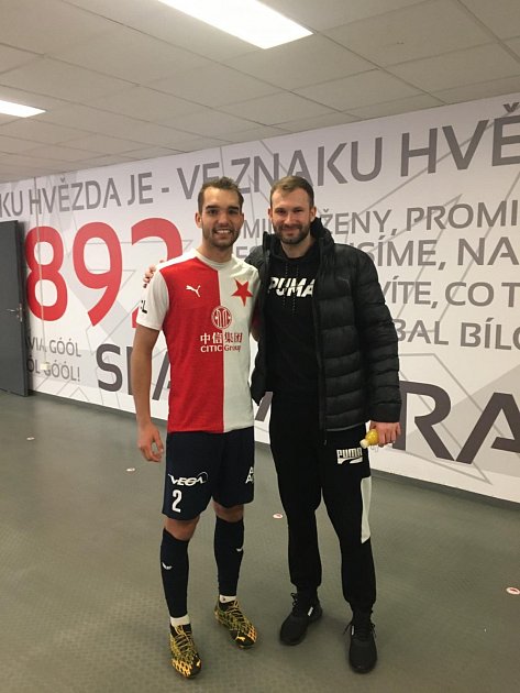 Brankářská jednička SK Slavia Praha Ondřej Kolář